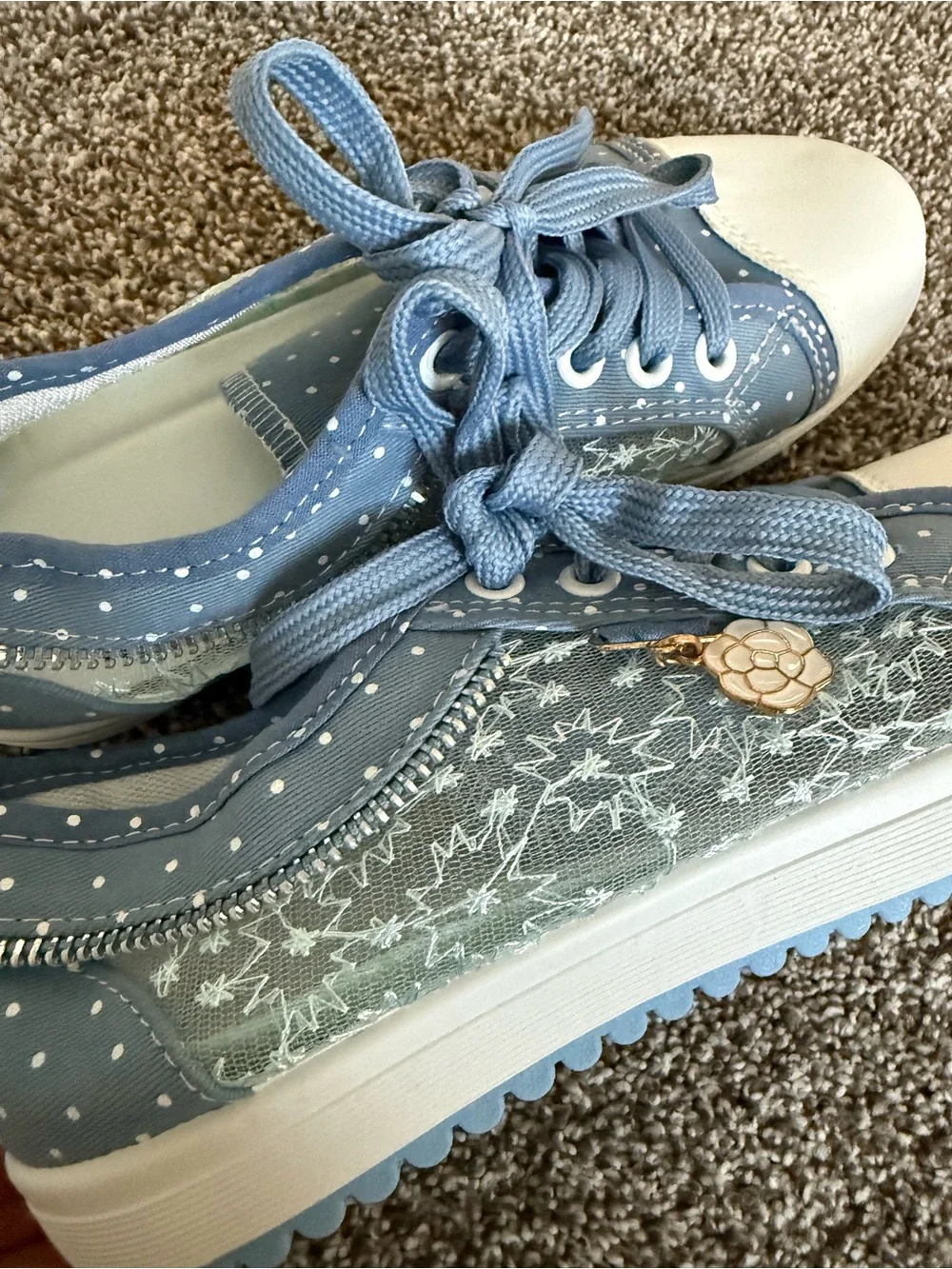 Women's Blue Lace-Accent Casual Sneakers